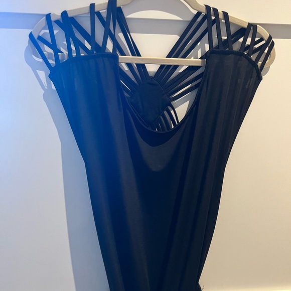 Black jumpsuit with amazing back strap design - Picture 4 of 4